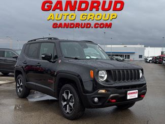 Used 2022 Jeep Renegade Trailhawk w/ Trailer Tow Group video 1