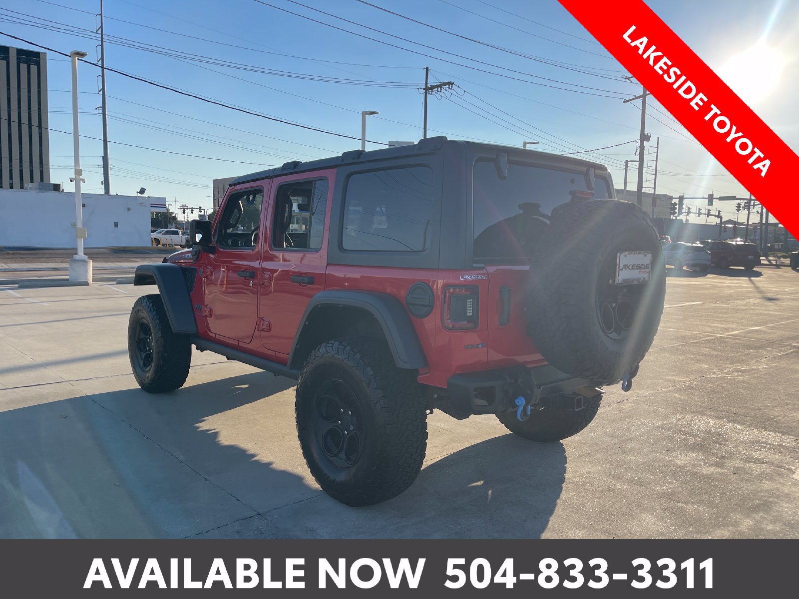 Used 2023 Jeep Wrangler Unlimited Rubicon 4xe AWD/4WD image 3