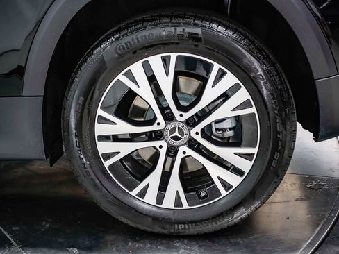 Used 2026 Mercedes-Benz GLB 250 image 10