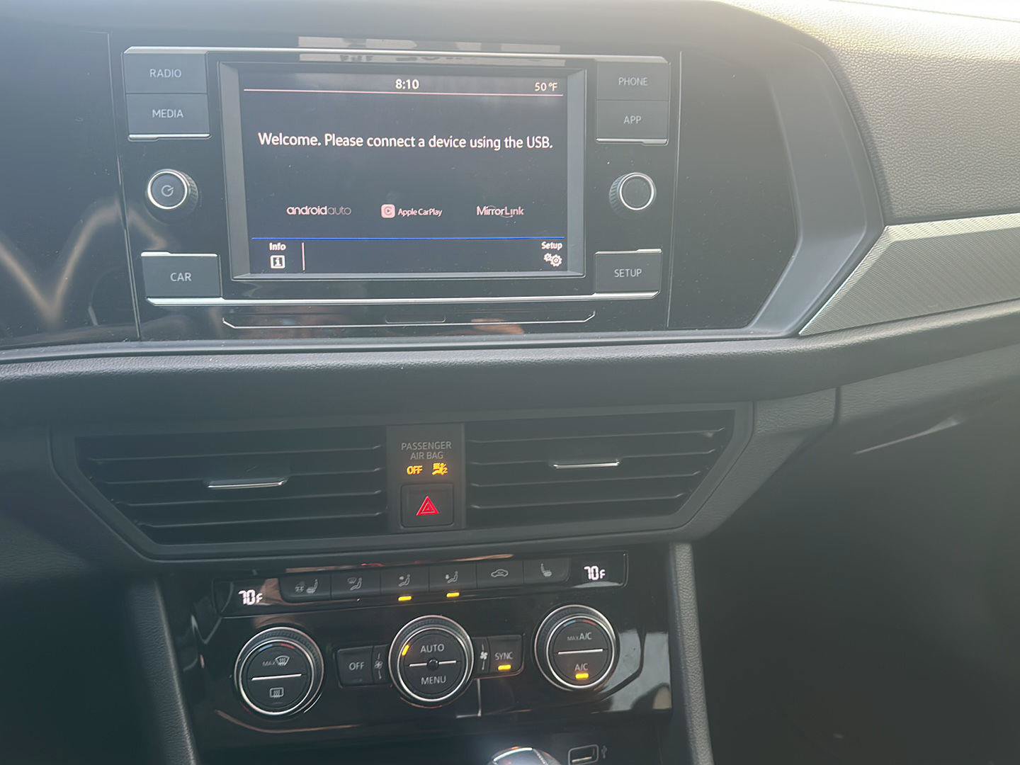 Used 2019 Volkswagen Jetta R-Line w/ R-Line Cold Weather Package FWD image 14