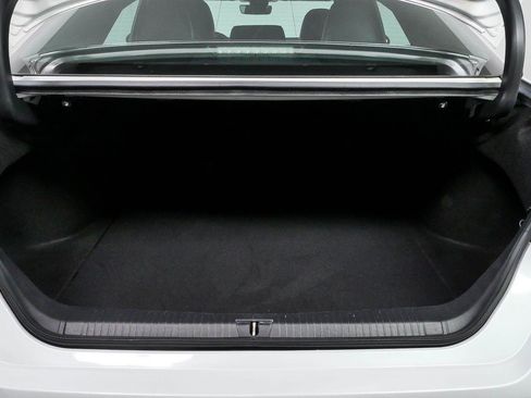 Used 2021 Toyota Avalon XSE FWD image 30