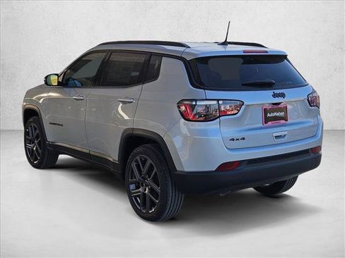 New 2026 Jeep Compass Latitude AWD/4WD image 8