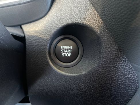 Certified 2026 Toyota Corolla Cross XLE image 30