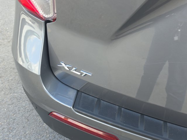 Certified 2023 Ford Explorer XLT RWD image 7