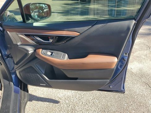 Used 2022 Subaru Outback Touring w/ Popular Package #2 image 39