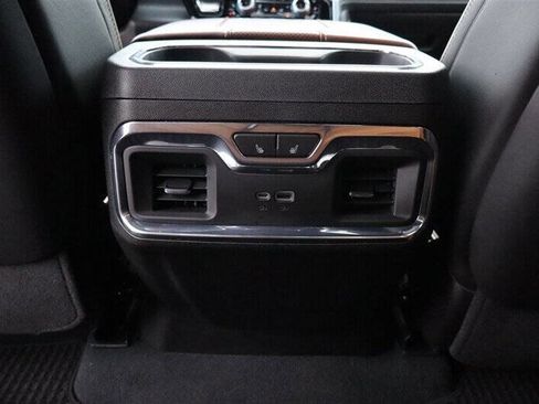 Used 2024 GMC Sierra 3500 Denali Ultimate image 26