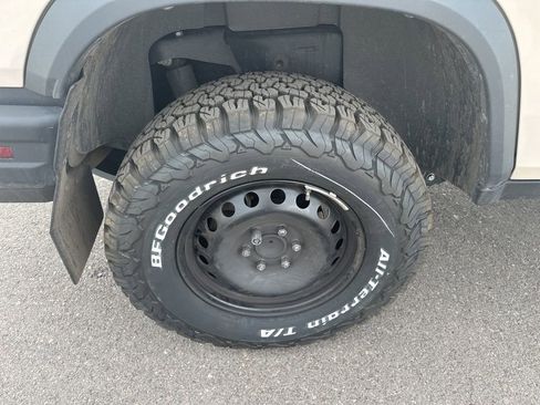 Used 2024 INEOS Grenadier AWD/4WD image 18