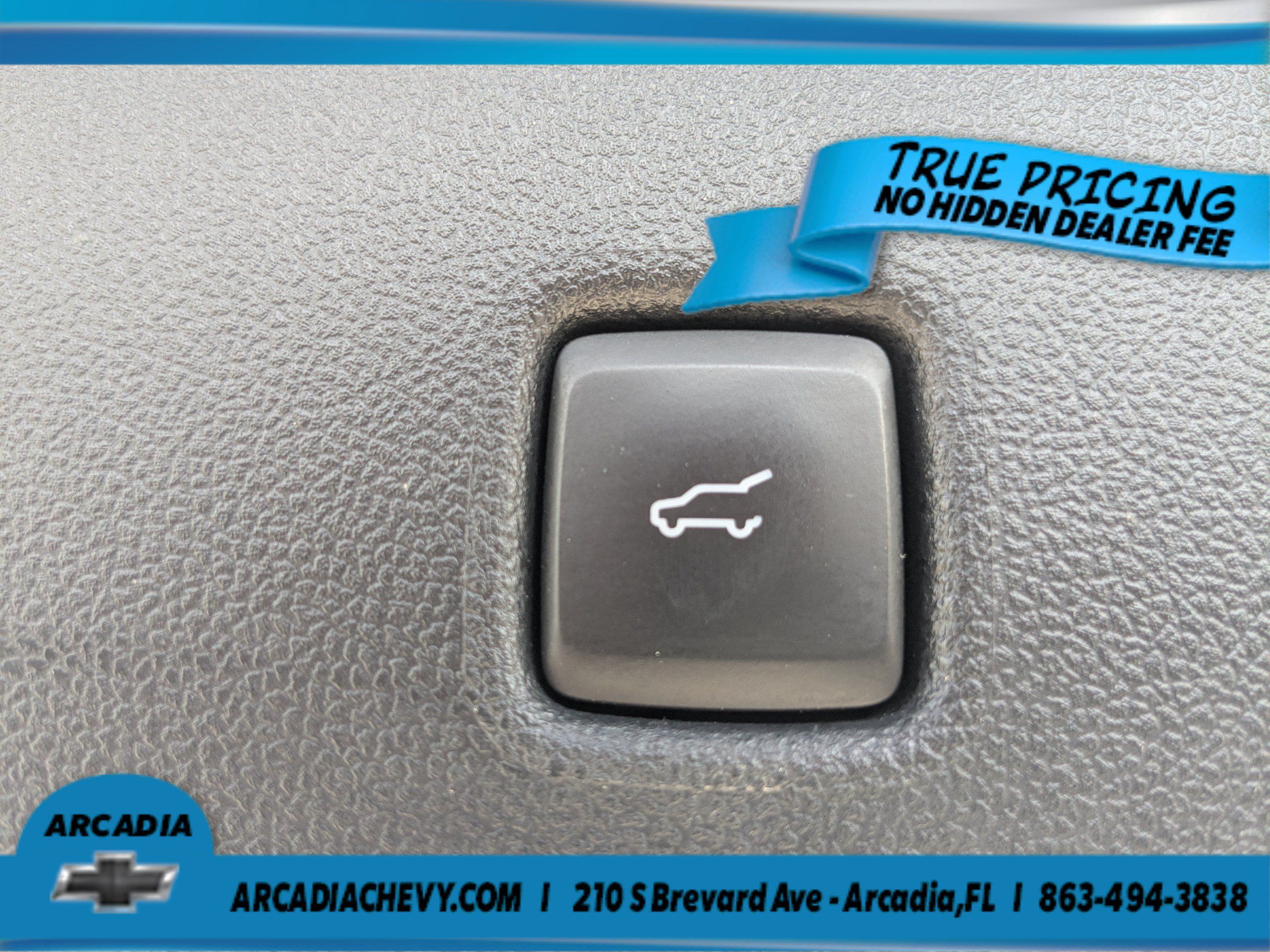 Used 2022 Ford Escape SEL w/ Technology Package FWD image 13