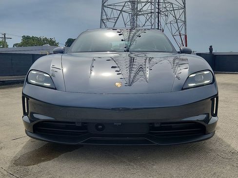 Certified 2025 Porsche Taycan image 8