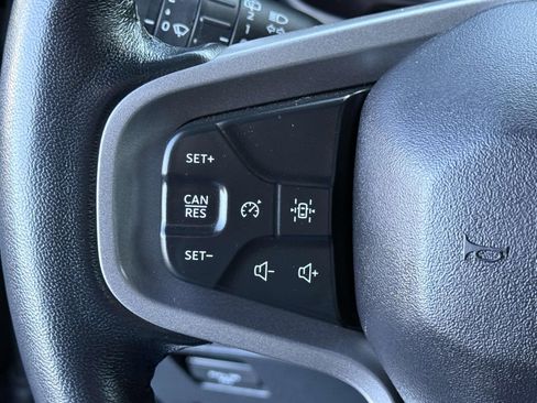 Used 2024 Ford Bronco Big Bend image 15