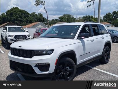 Used 2023 Jeep Grand Cherokee Limited w/ Black Appearance Package