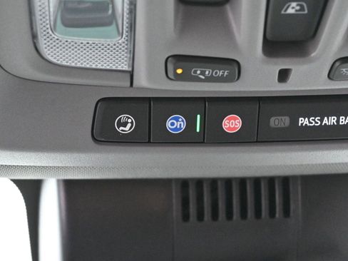 Used 2024 GMC Sierra 2500 Denali w/ Denali Reserve Package image 34