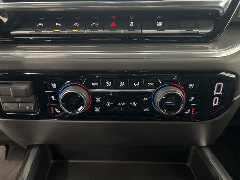 Used 2023 Chevrolet Silverado 1500 High Country w/ High Country Premium Package image 15