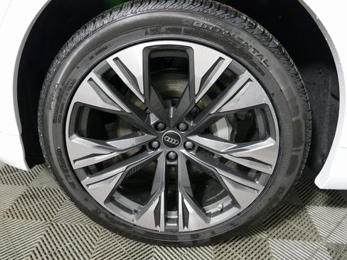 New 2026 Audi Q8 Premium Plus image 9