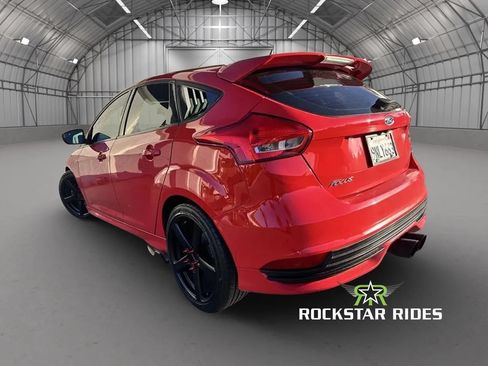 Used 2016 Ford Focus ST FWD image 10