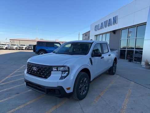 New 2026 Ford Maverick XLT w/ XLT Luxury Package image 3
