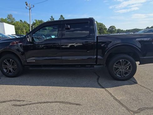 Certified 2022 Ford F150 Lariat w/ Equipment Group 502A High AWD/4WD image 17