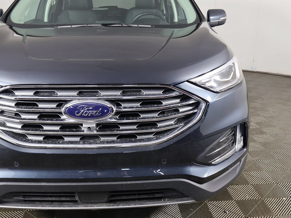 Used 2023 Ford Edge Titanium w/ Equipment Group 301A AWD/4WD image 16