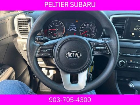 Used 2021 Kia Sportage LX image 7