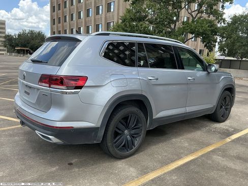Used 2021 Volkswagen Atlas SEL Premium AWD/4WD image 6