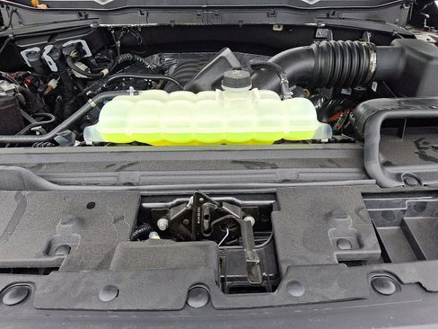 New 2025 Ford F150 XLT w/ Equipment Group 303A High image 19