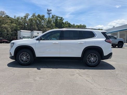Certified 2025 GMC Acadia Elevation FWD image 5