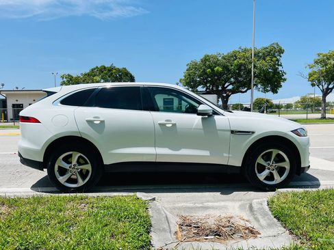 Used 2020 Jaguar F-PACE Premium AWD/4WD image 6