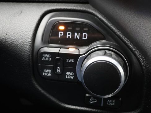 Used 2020 RAM 1500 Big Horn AWD/4WD image 27