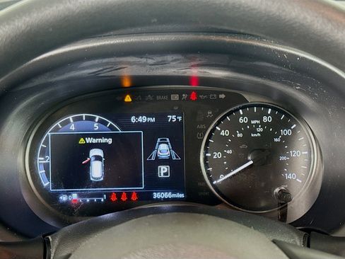 Used 2021 Nissan Kicks SV image 16