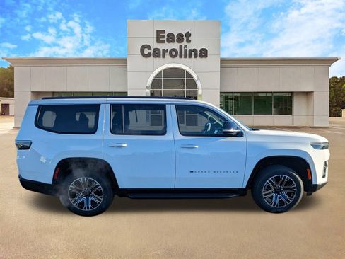 New 2026 Jeep Grand Wagoneer 2WD image 2