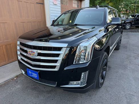 Used 2016 Cadillac Escalade ESV Premium AWD/4WD image 7