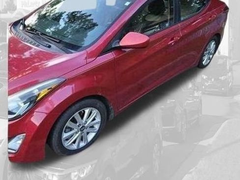 Used 2016 Hyundai Elantra SE w/ Option Group 02 FWD image 16