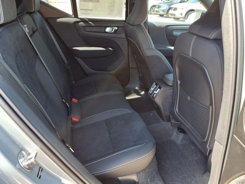 New 2026 Volvo XC40 B4 Plus w/ Protection Package Premier image 10