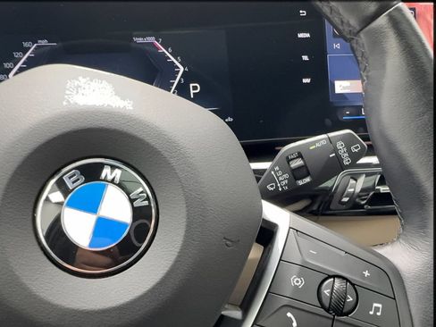 Used 2025 BMW X1 xDrive28i AWD/4WD image 43