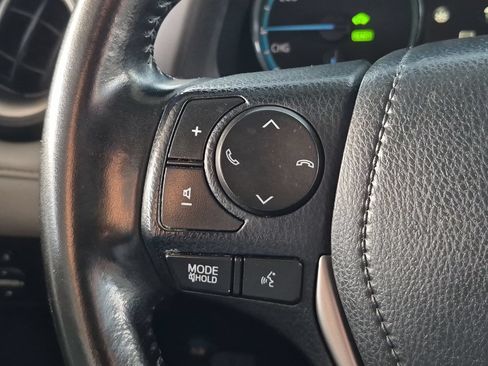 Certified 2018 Toyota RAV4 XLE AWD/4WD image 17
