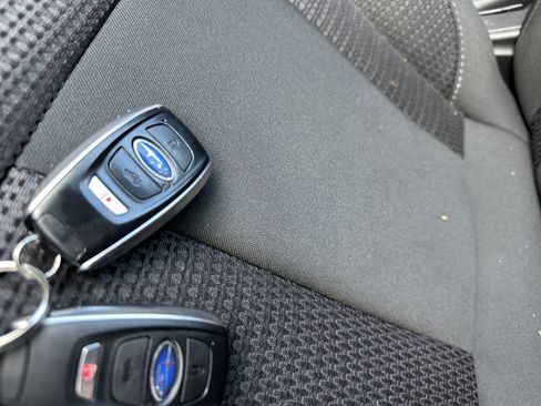 Used 2025 Subaru Outback Premium image 20