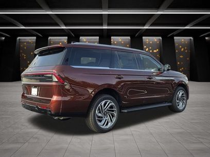 New 2027 Lincoln Navigator Premiere