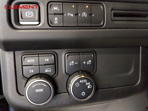 Used 2023 Chevrolet Tahoe LT image 14