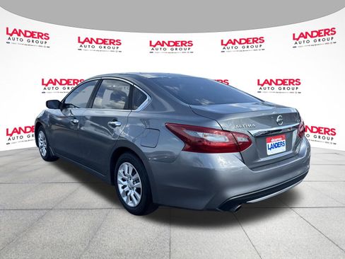 Used 2018 Nissan Altima 2.5 S w/ S Convenience Package FWD image 5