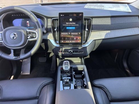 Used 2026 Volvo XC90 B6 Ultra w/ Protection Package AWD/4WD image 29