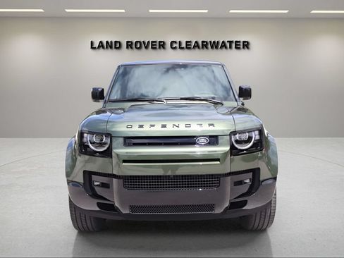 New 2026 Land Rover Defender 110 X-Dynamic SE AWD/4WD image 8