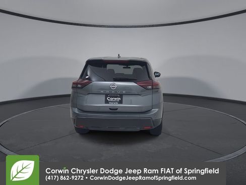 Used 2025 Nissan Rogue SV FWD image 13