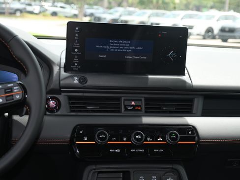 New 2026 Honda Pilot TrailSport image 9