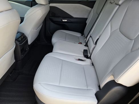 Used 2025 Lexus TX 350 AWD w/ Technology Package image 29