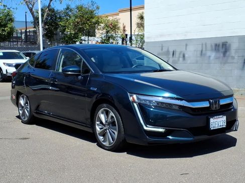 Used 2018 Honda Clarity Plug-In Hybrid image 3
