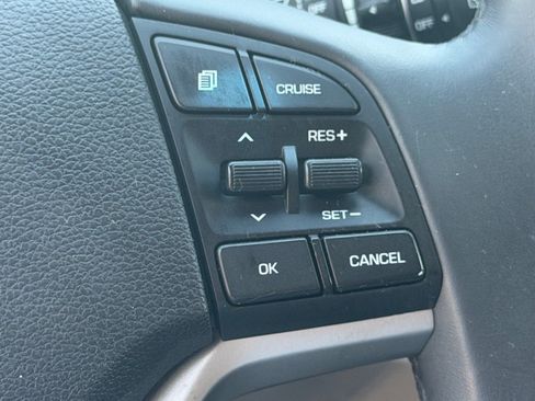 Used 2018 Hyundai Tucson Value AWD/4WD image 28