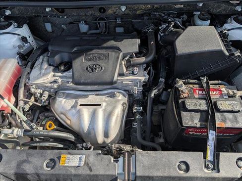 Used 2014 Toyota RAV4 XLE image 9