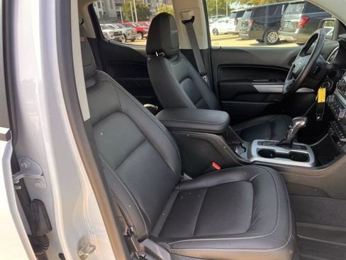 Used 2022 Chevrolet Colorado ZR2 AWD/4WD image 23