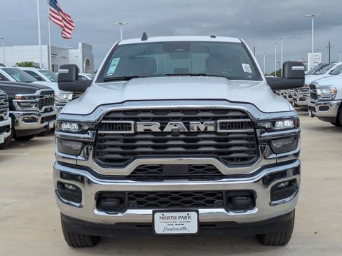 New 2025 RAM 2500 Lone Star AWD/4WD image 8