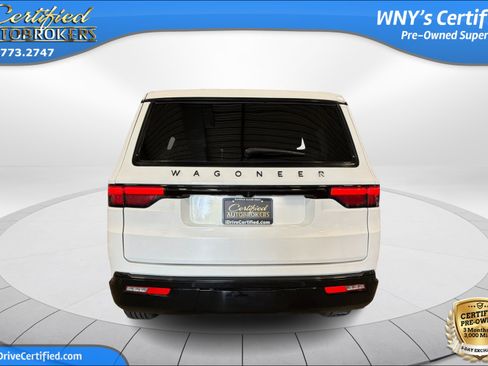 Used 2024 Jeep Wagoneer Series II AWD/4WD image 7
